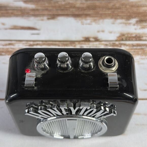 Honeytone N-10 Guitar Mini Amp Black Great Condition Tested - Picture 2 of 5